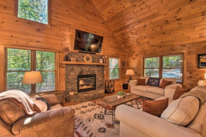 Blue Ridge Cabin Hot Tub, Fire Pit and Grill!